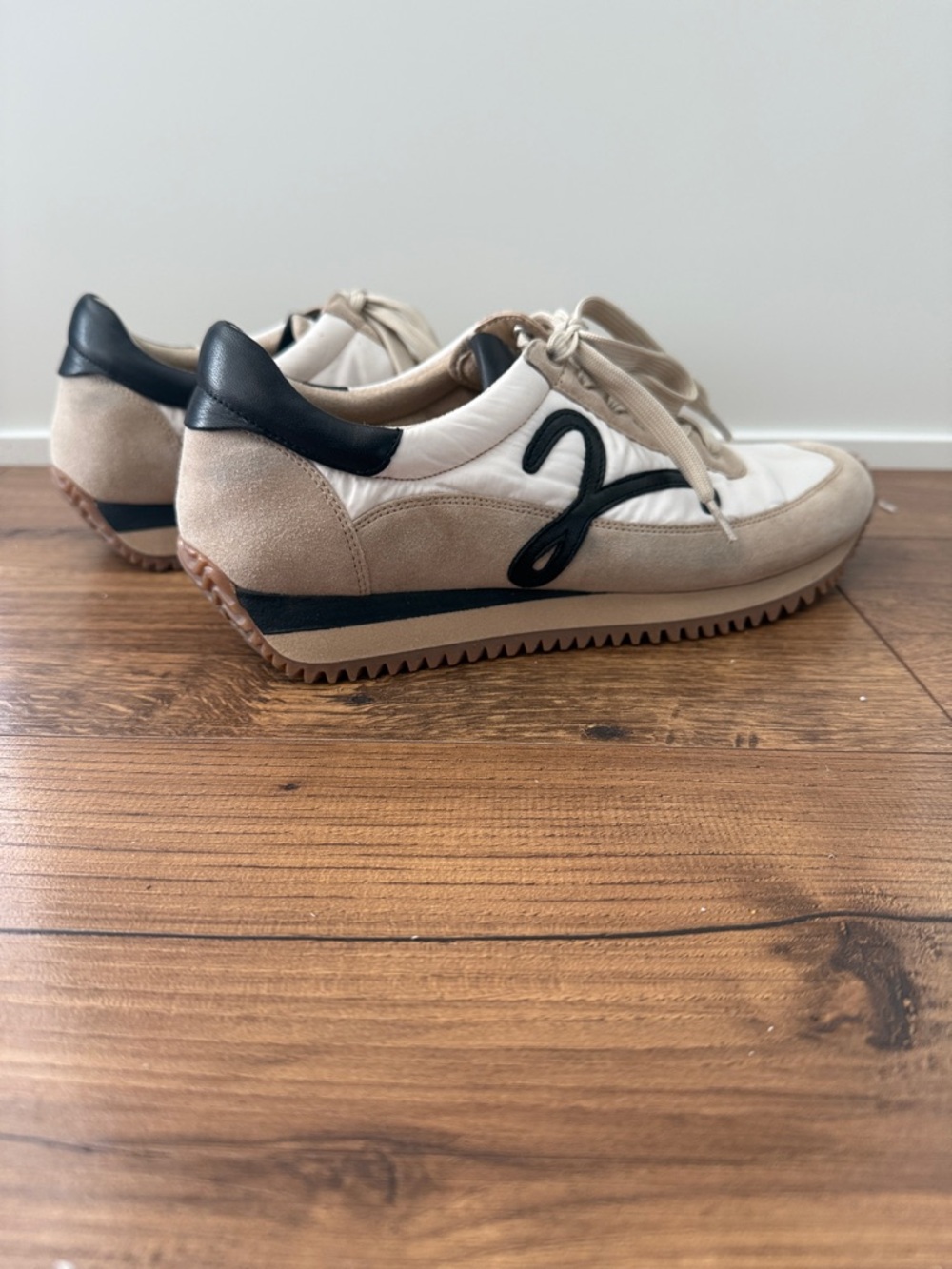 Casual Lace-Up Sneakers in Beige, White & Black